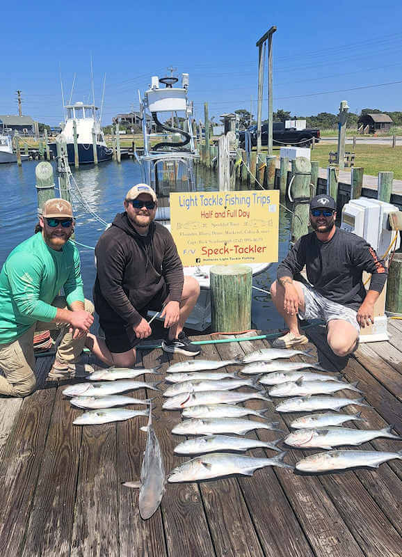 Speck Tackler charter group with catch.